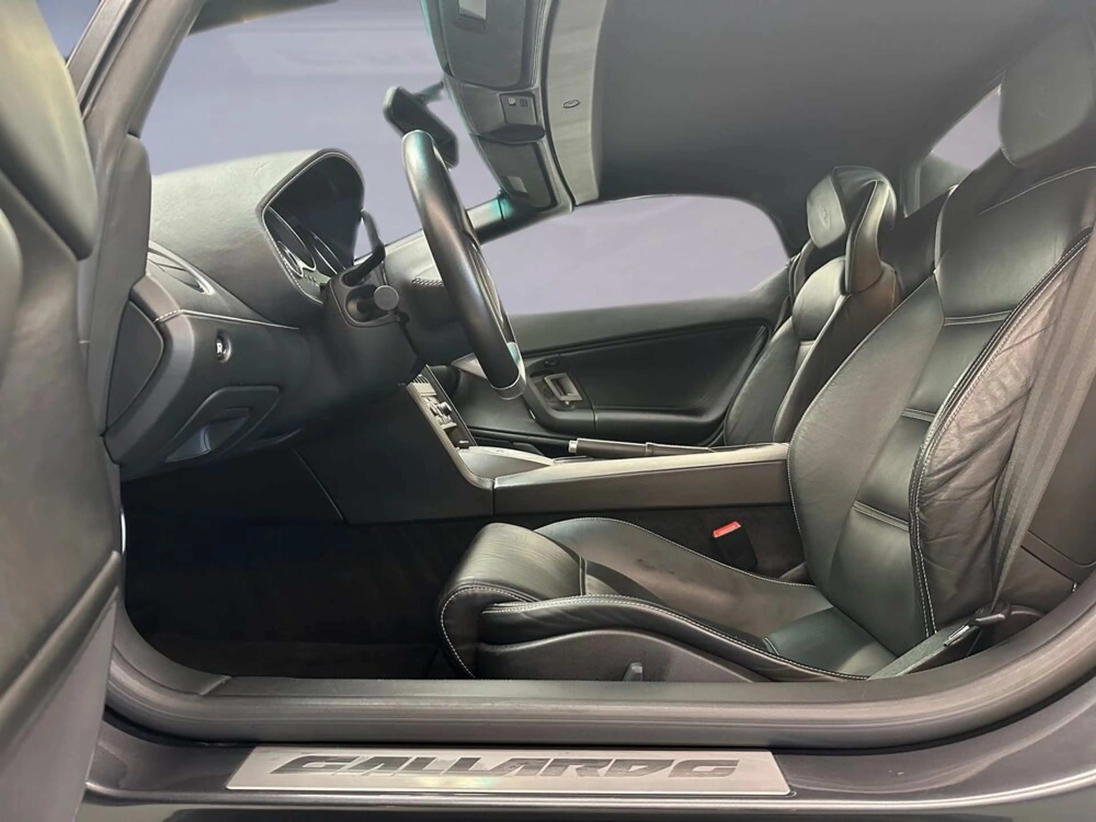 Lamborghini Gallardo Spyder / NAVI / elektr. Sitze — photo 15