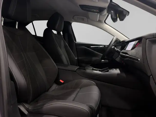 DS Automobiles N°4 view 11