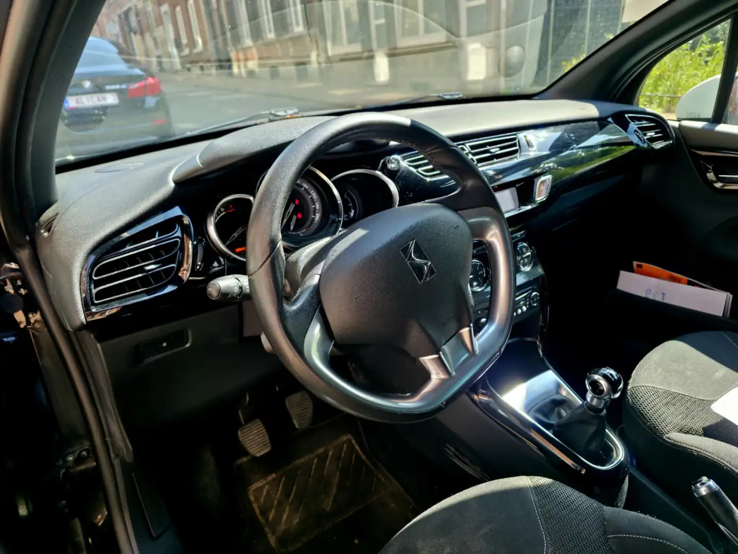 Citroen DS3 2015 107000km 2ieme propriétaire eur6 - 2