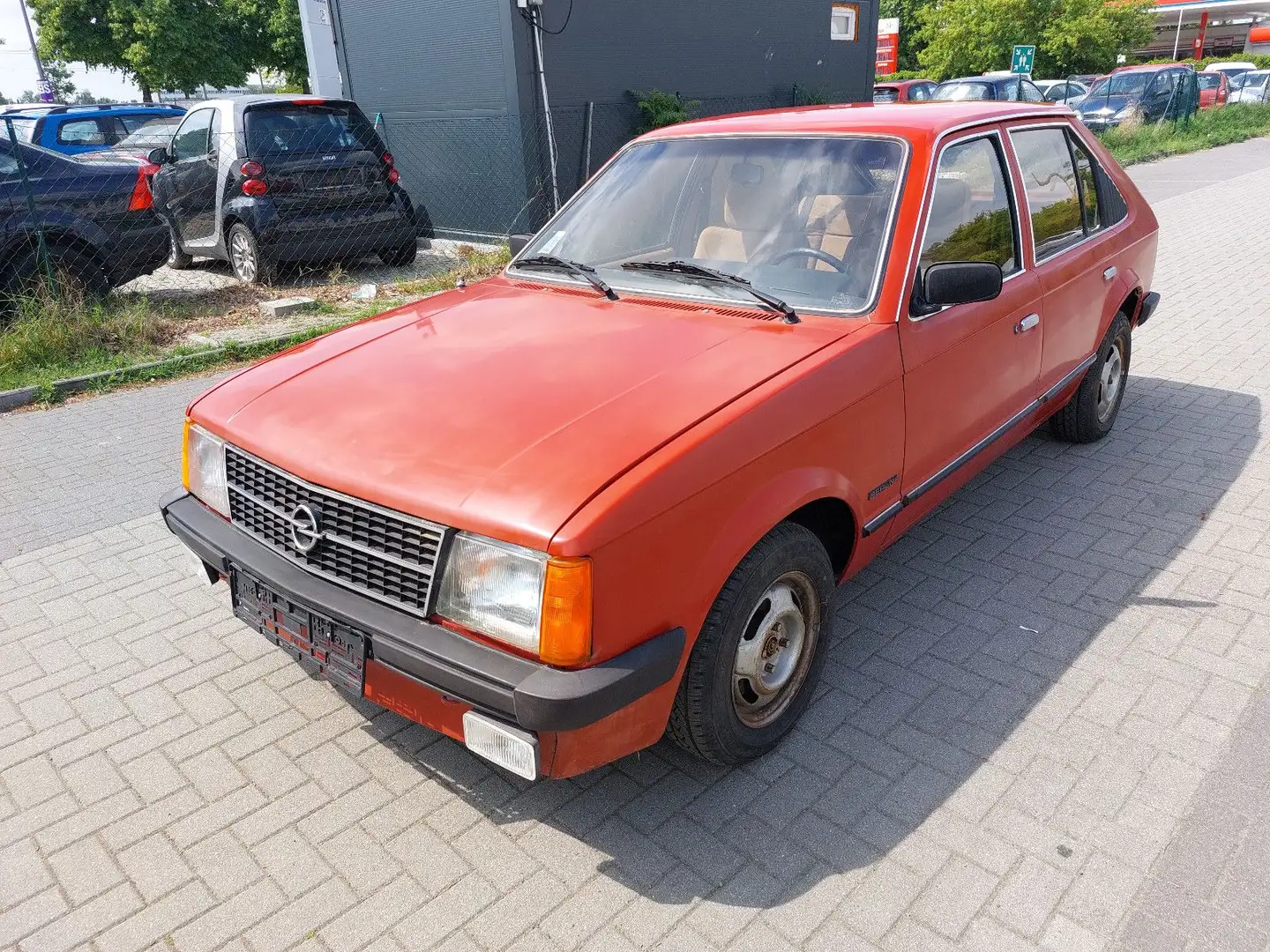 Opel Kadett D Automatik Rojo - 1