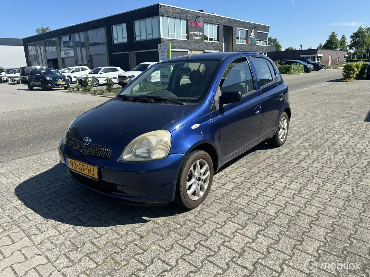 Toyota Yaris 1.3-16V VVT-i Luna Azul - 1