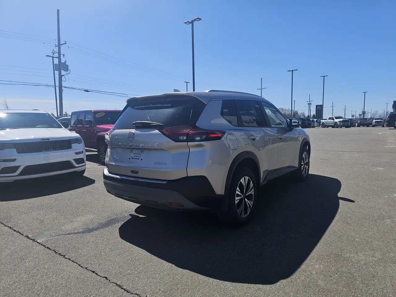 Nissan Rogue снимка Nissan Rogue