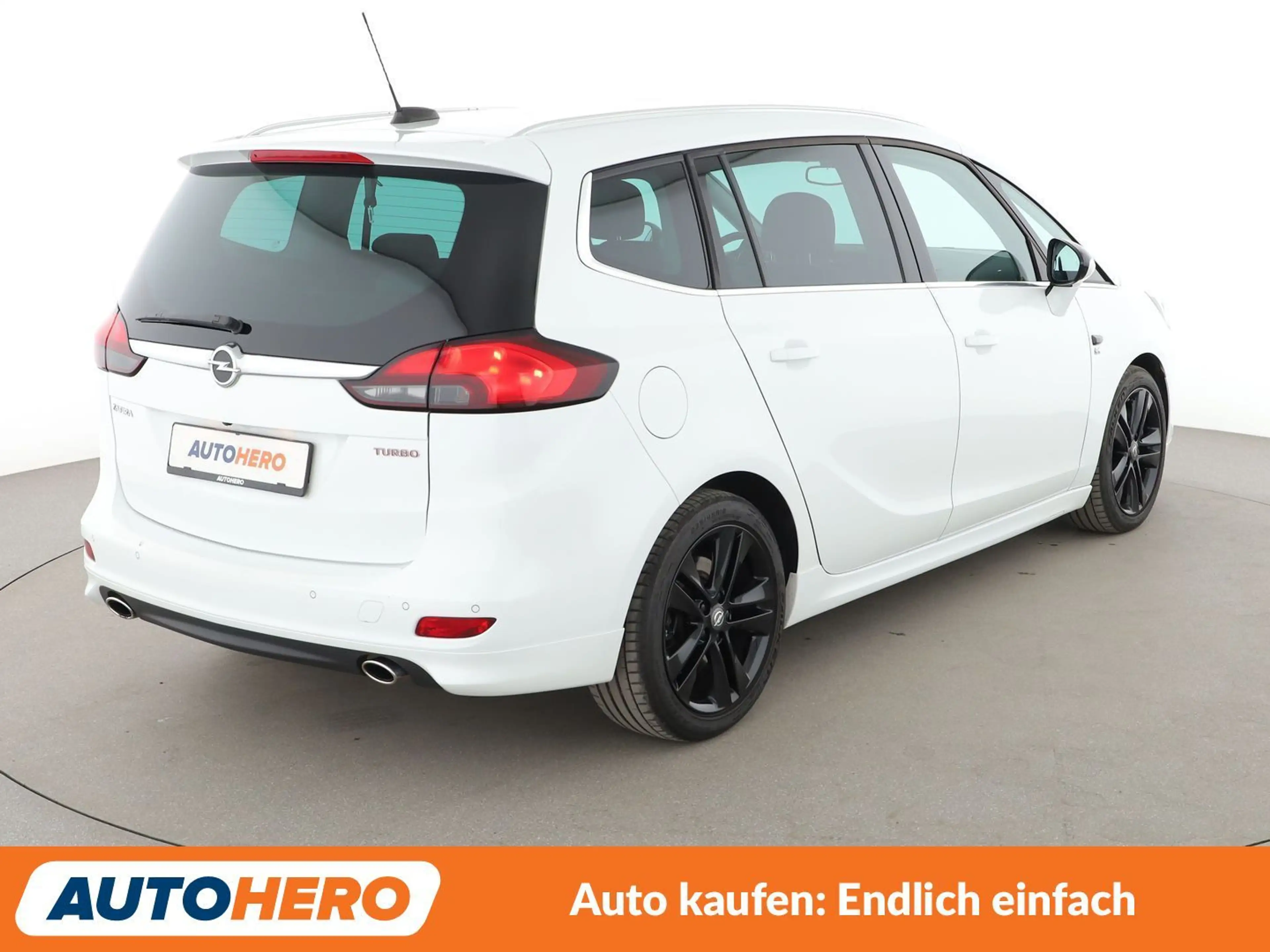 Opel Zafira Tourer 1.6 SIDI Turbo Business Innovation *NAV*ACC*CAM* — photo 6