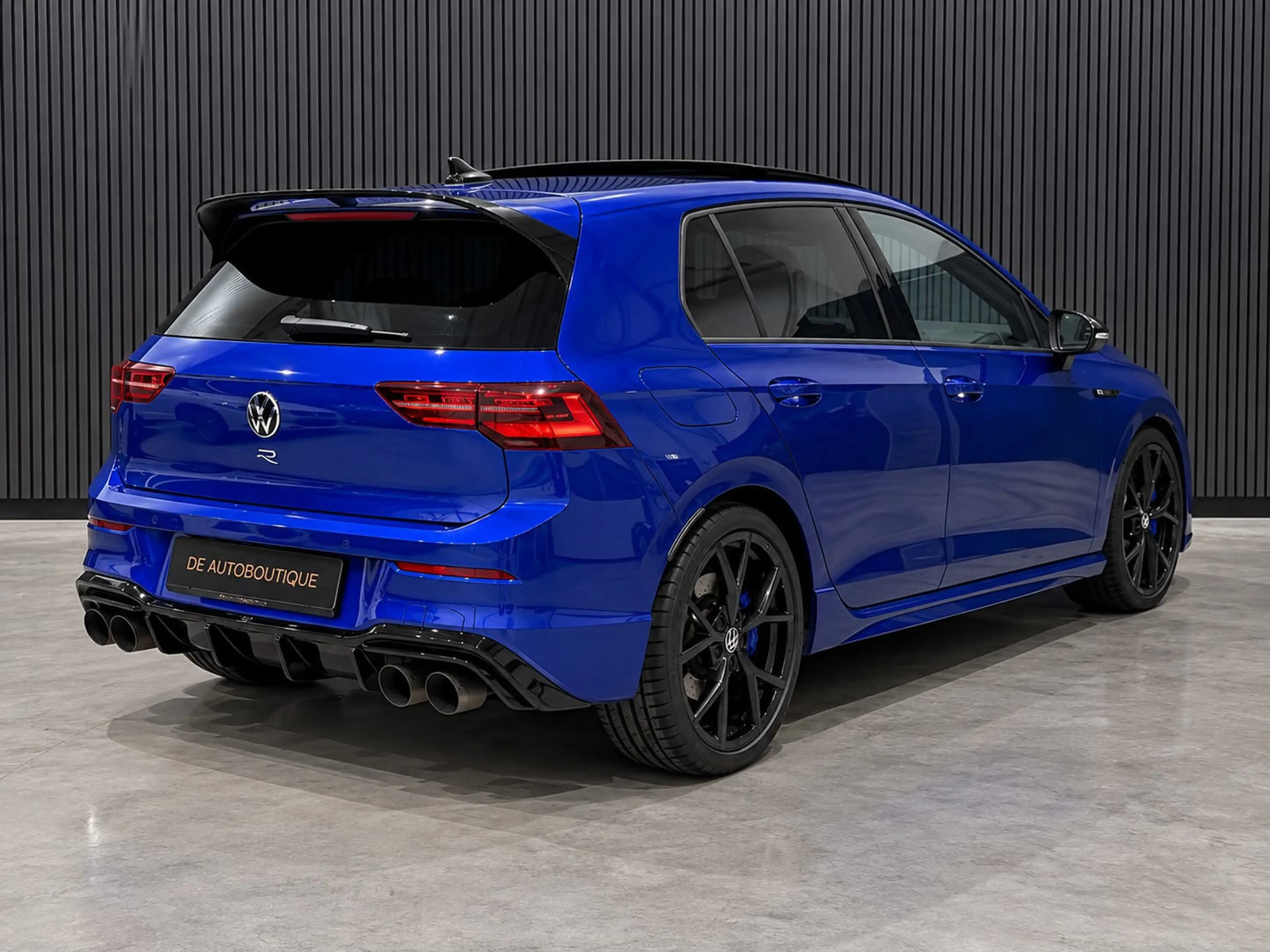 Volkswagen Golf 2.0 TSI 4Motion R / Akra / Performance pack / Pano — photo 4