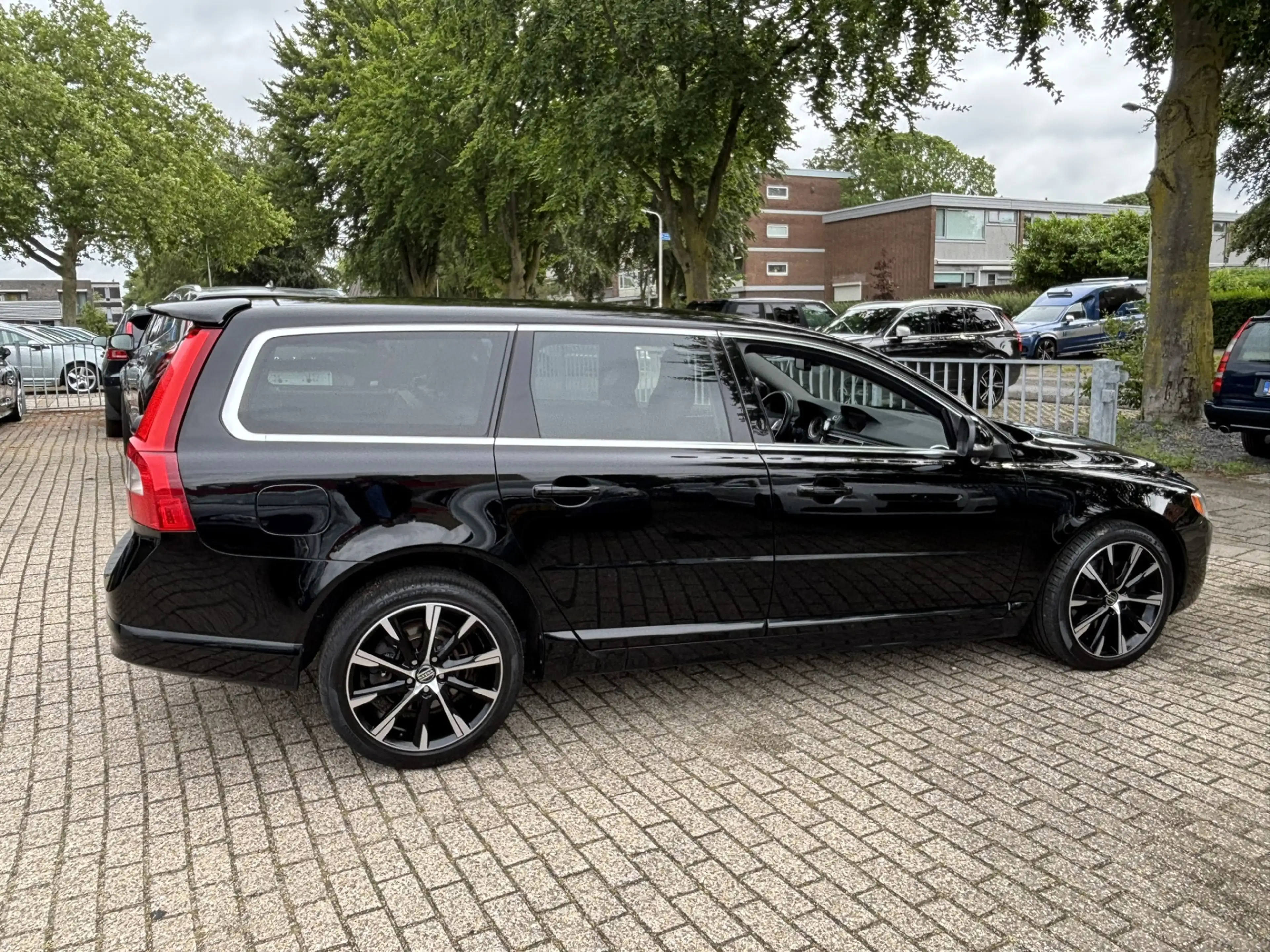 Volvo V70 3.0 T6 305pk AWD Summum Four-C Standkachel — photo 3