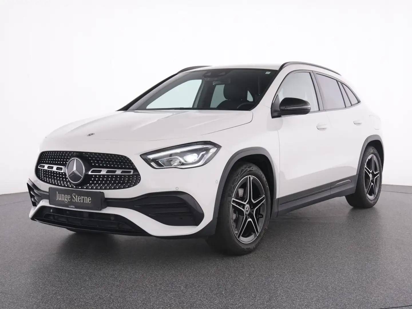 Mercedes-Benz GLA 200 4M AMG+MBUXHIghEnd+LED-HP+AHK+Night+RFK+ Blanc - 2