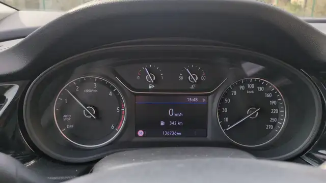 Opel Insignia view 12
