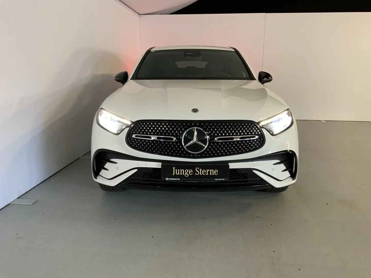 Mercedes-Benz GLC 200 GLC 200 4M Coupé AMG AHK Night WiterPak Memory Weiß - 2