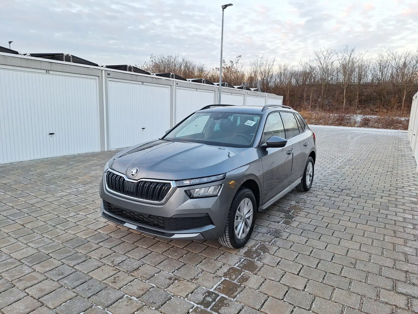 Skoda Kamiq 1,0 TSI Style Automatik Neuwagen Top Preis !!! Grau - 1