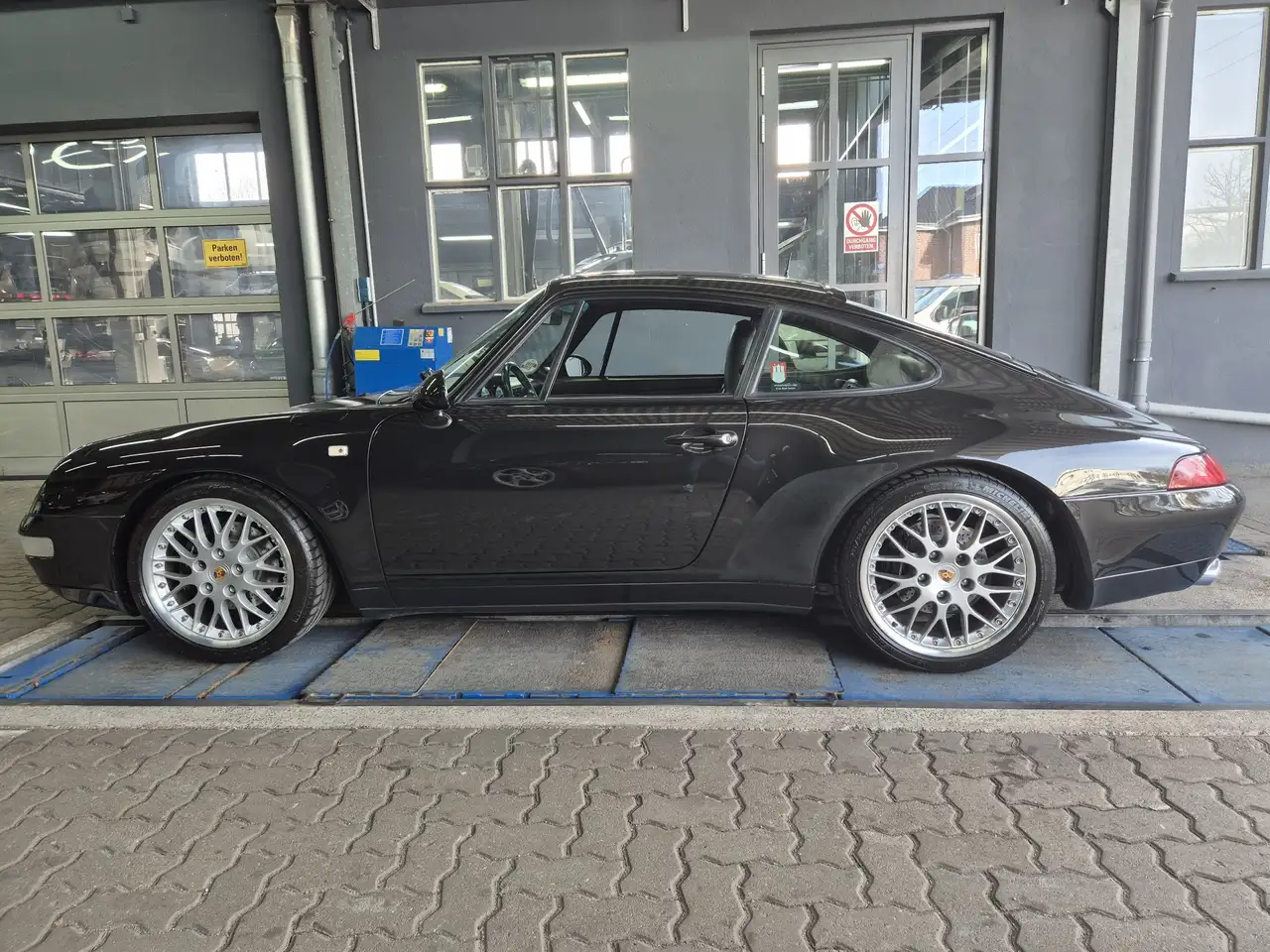 Porsche 993 911 Carrera, foto 1