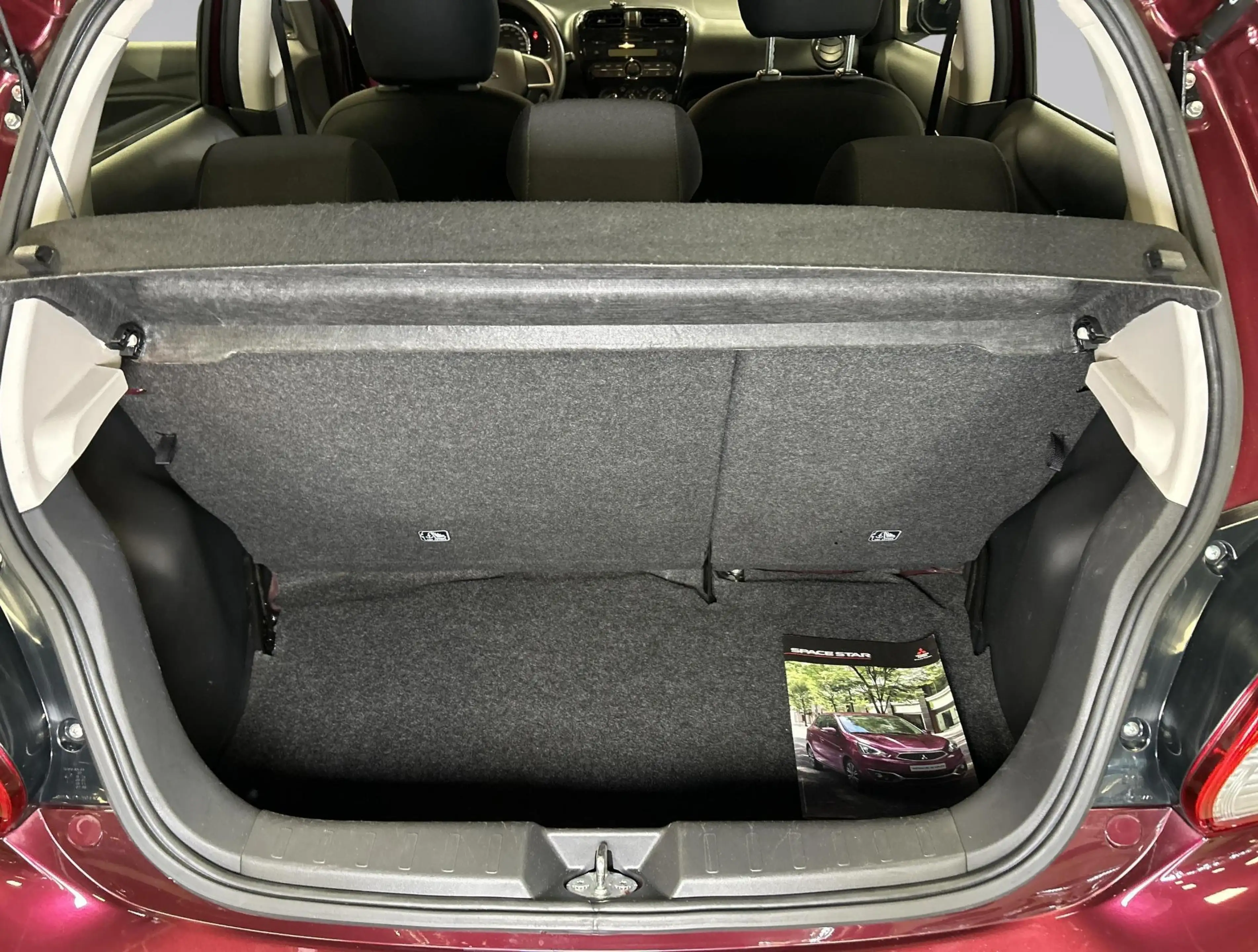 Mitsubishi Space Star 1.0 Cool+ — photo 11