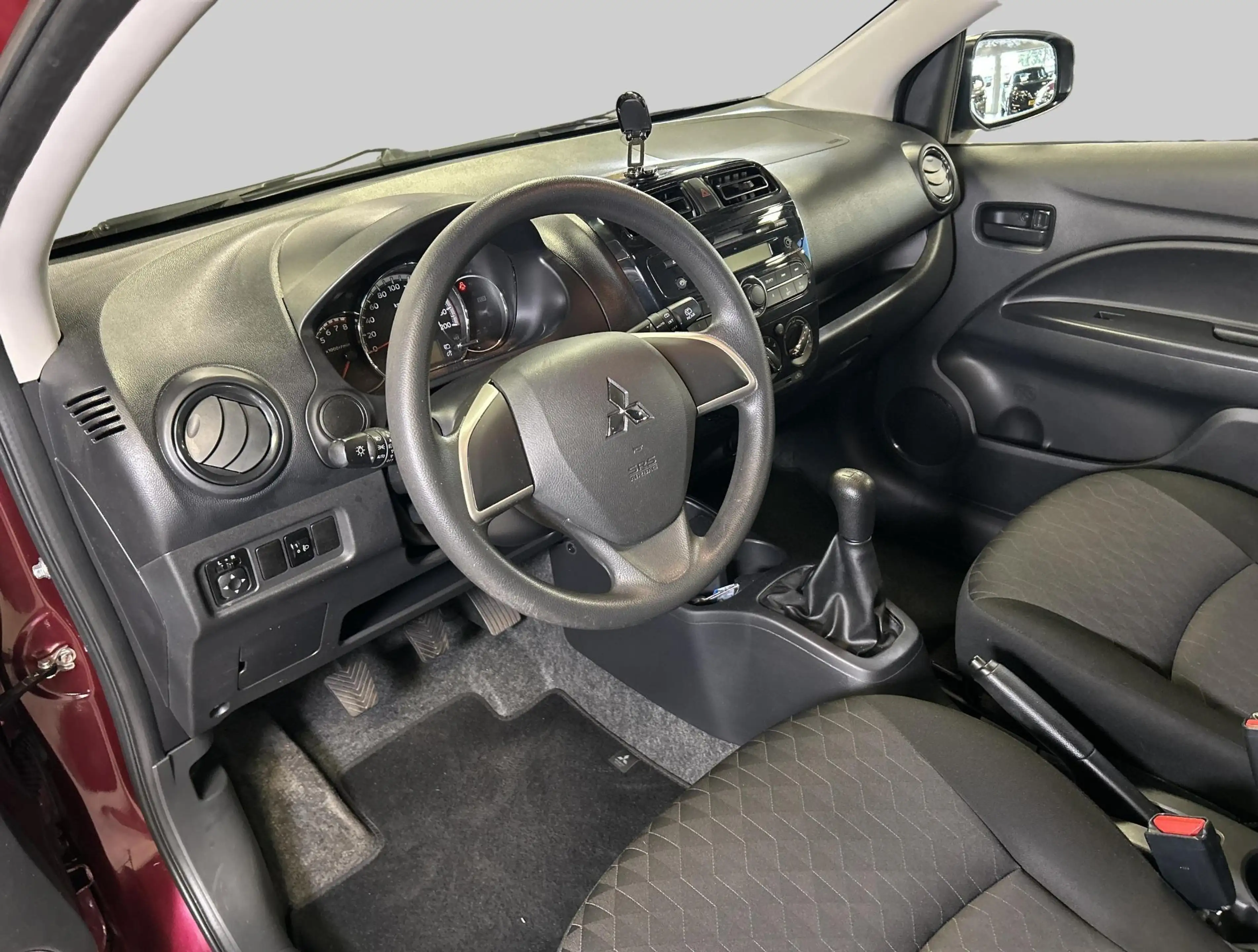 Mitsubishi Space Star 1.0 Cool+ — photo 8