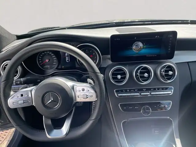 Mercedes-Benz C-Class view 11