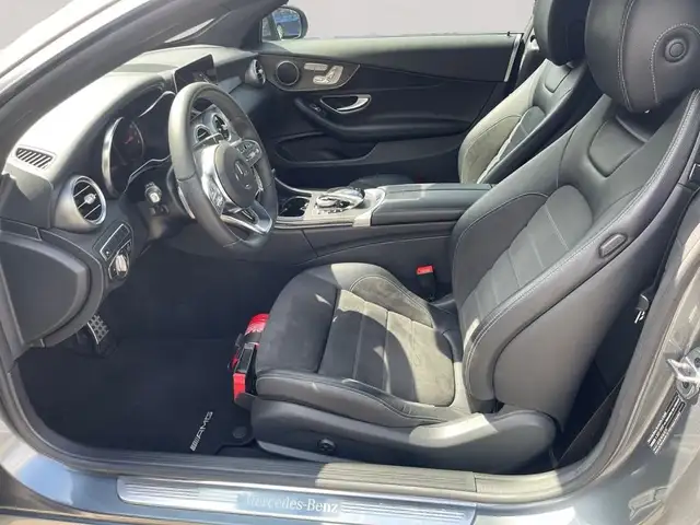 Mercedes-Benz C-Class view 10