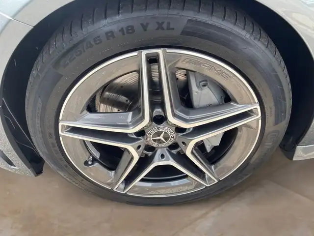 Mercedes-Benz C-Class view 2