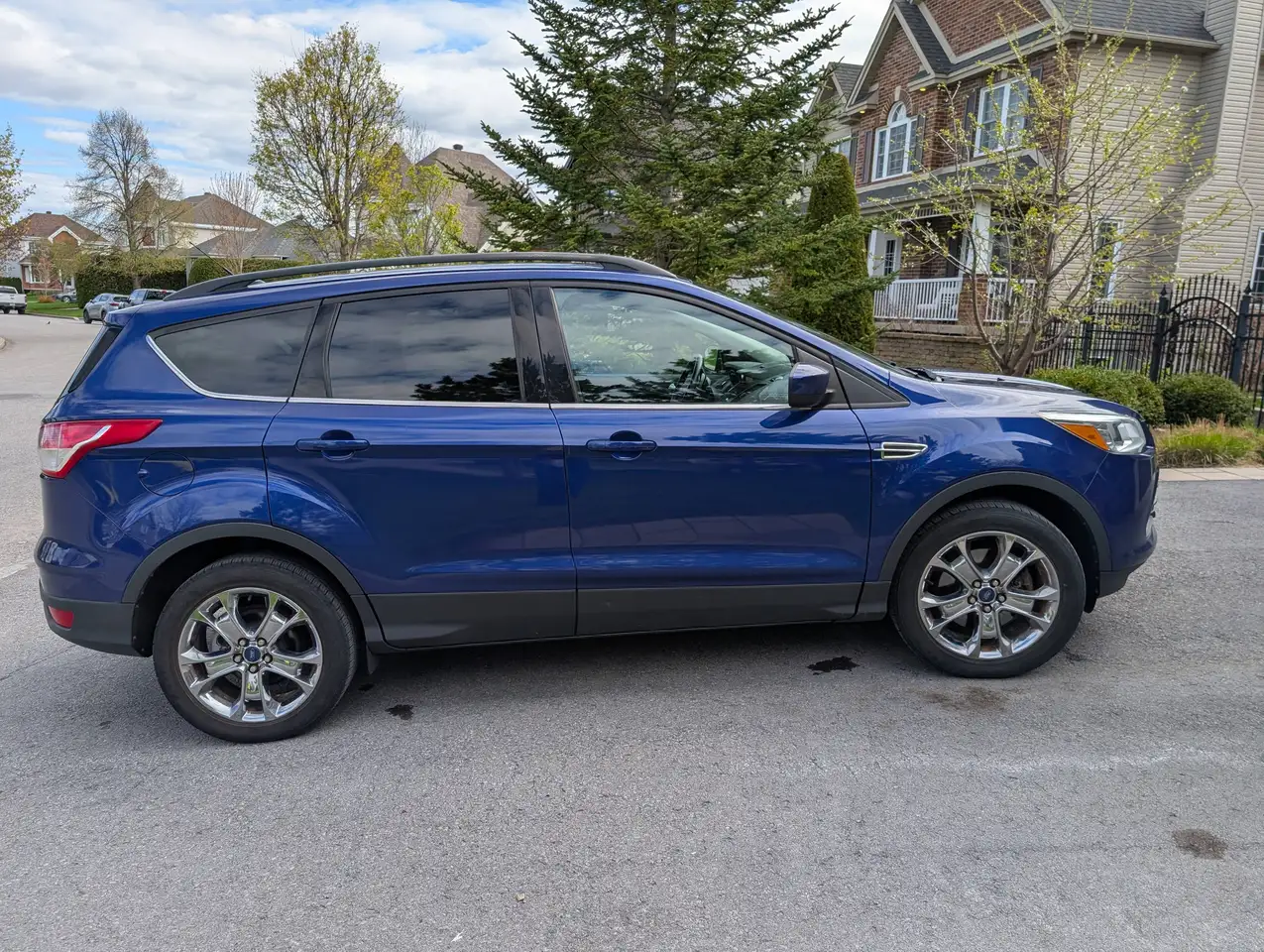 Ford Escape photo Ford Escape