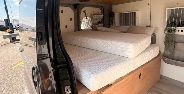 Opel Vivaro view 10