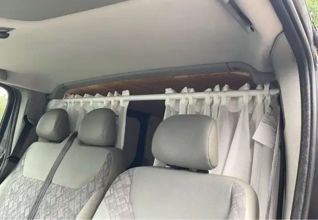 Opel Vivaro view 6