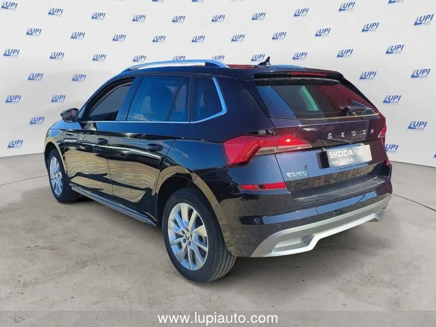 Skoda Kamiq 1.0 TSI 110 CV Style Nero - 2