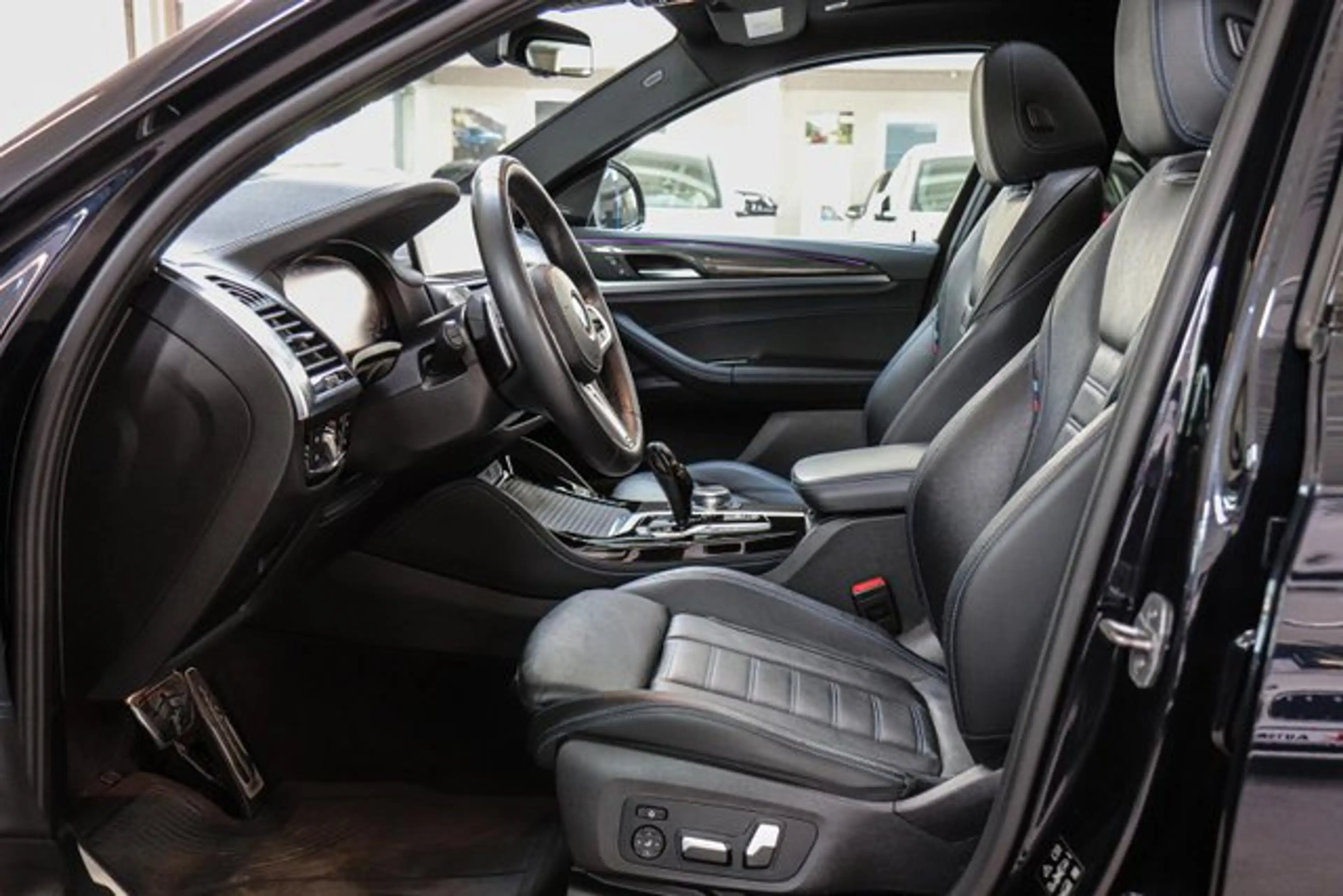 BMW X4 M40i Sport-Aut/HARMAN/PANORAMA/KAMERA360/HUD — photo 10