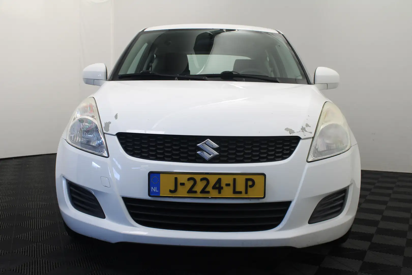 Suzuki Swift 1.2 Base Білий - 2