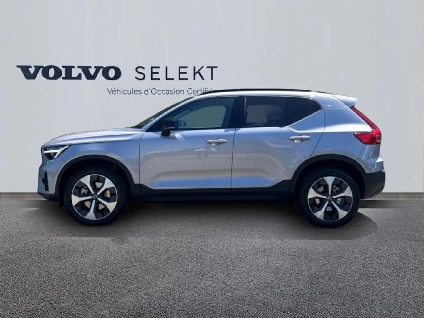 Volvo XC40 B3 163ch Ultra DCT 7 Argent - 2
