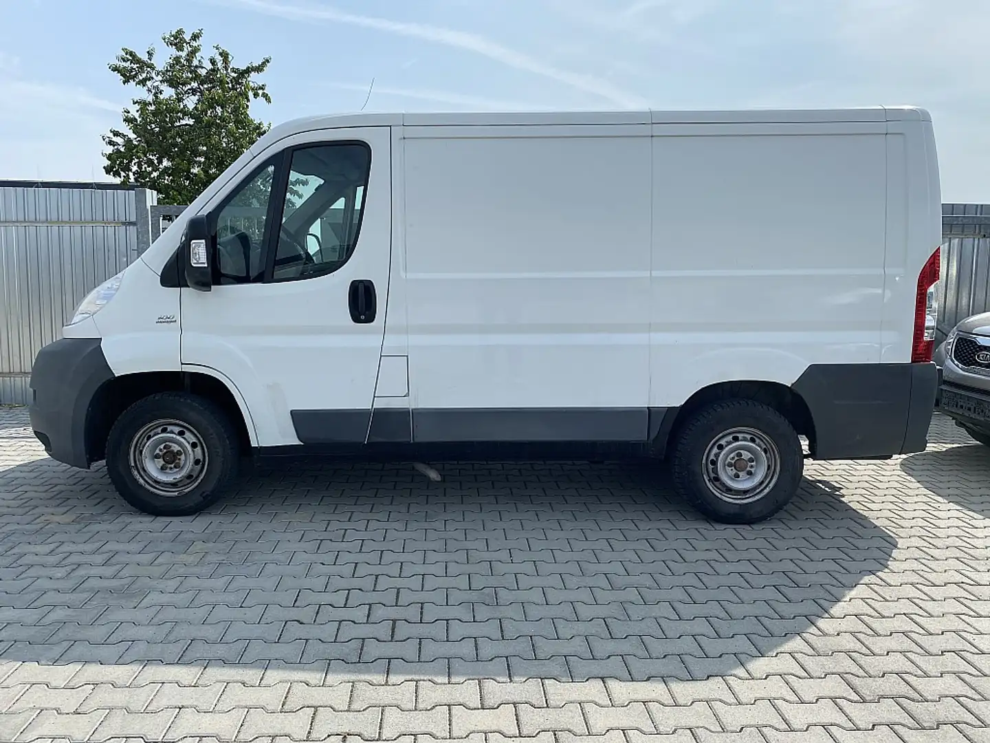 Fiat Ducato Ducato 35 L1H1 2,2 JTD 100/KLIMA/1 BESITZER/ Grau - 2