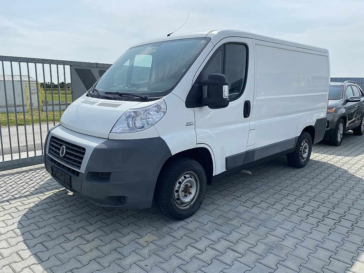 Fiat Ducato Ducato 35 L1H1 2,2 JTD 100/KLIMA/1 BESITZER/ Grau - 1