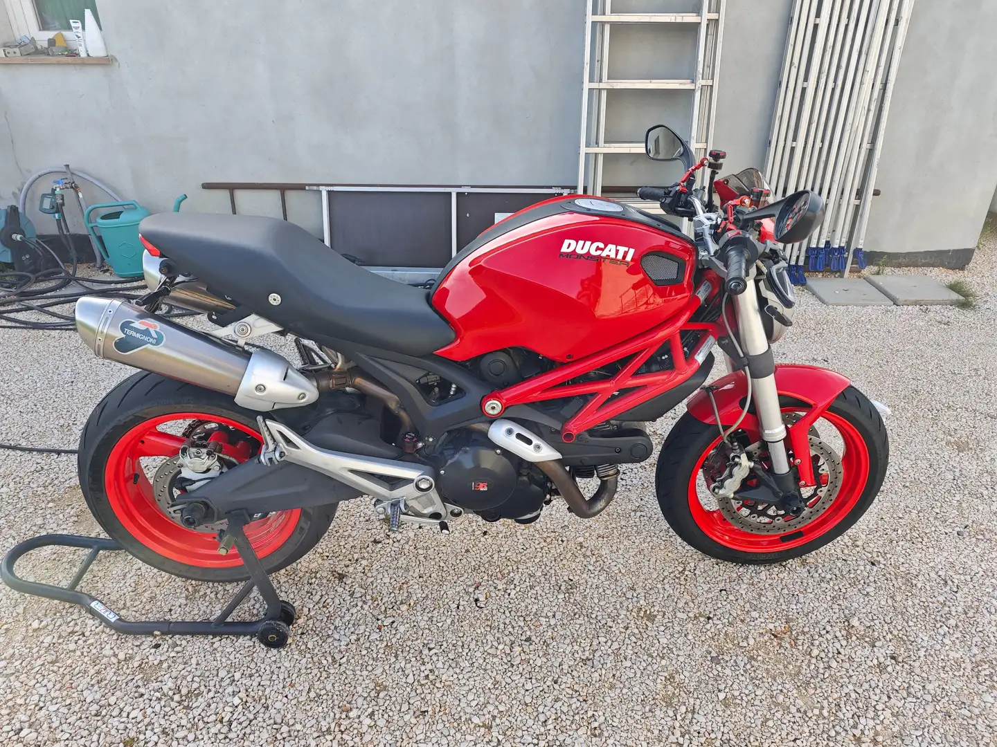 Ducati Monster 696 (DEPOTENZIABILE) Roşu - 1