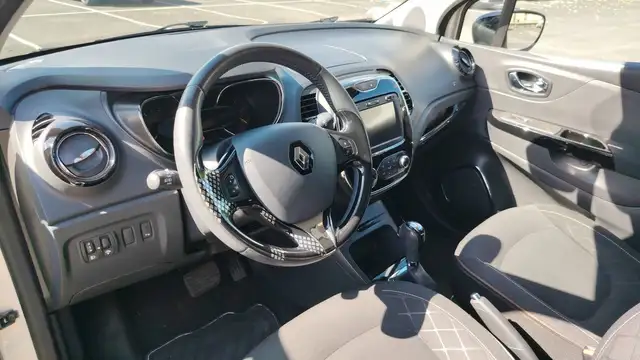 Renault Captur view 8