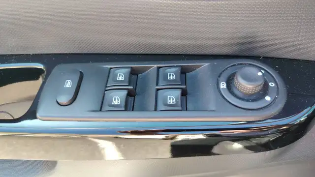 Renault Captur view 13
