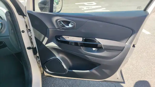Renault Captur view 22