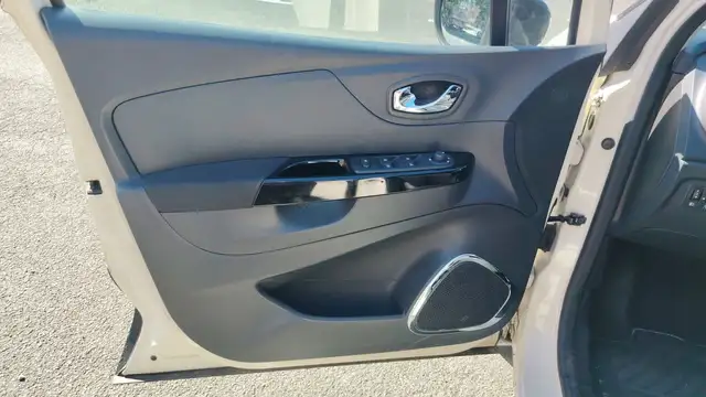 Renault Captur view 7