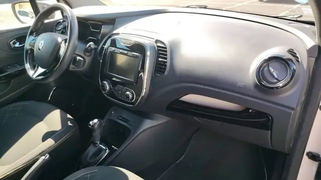 Renault Captur view 10