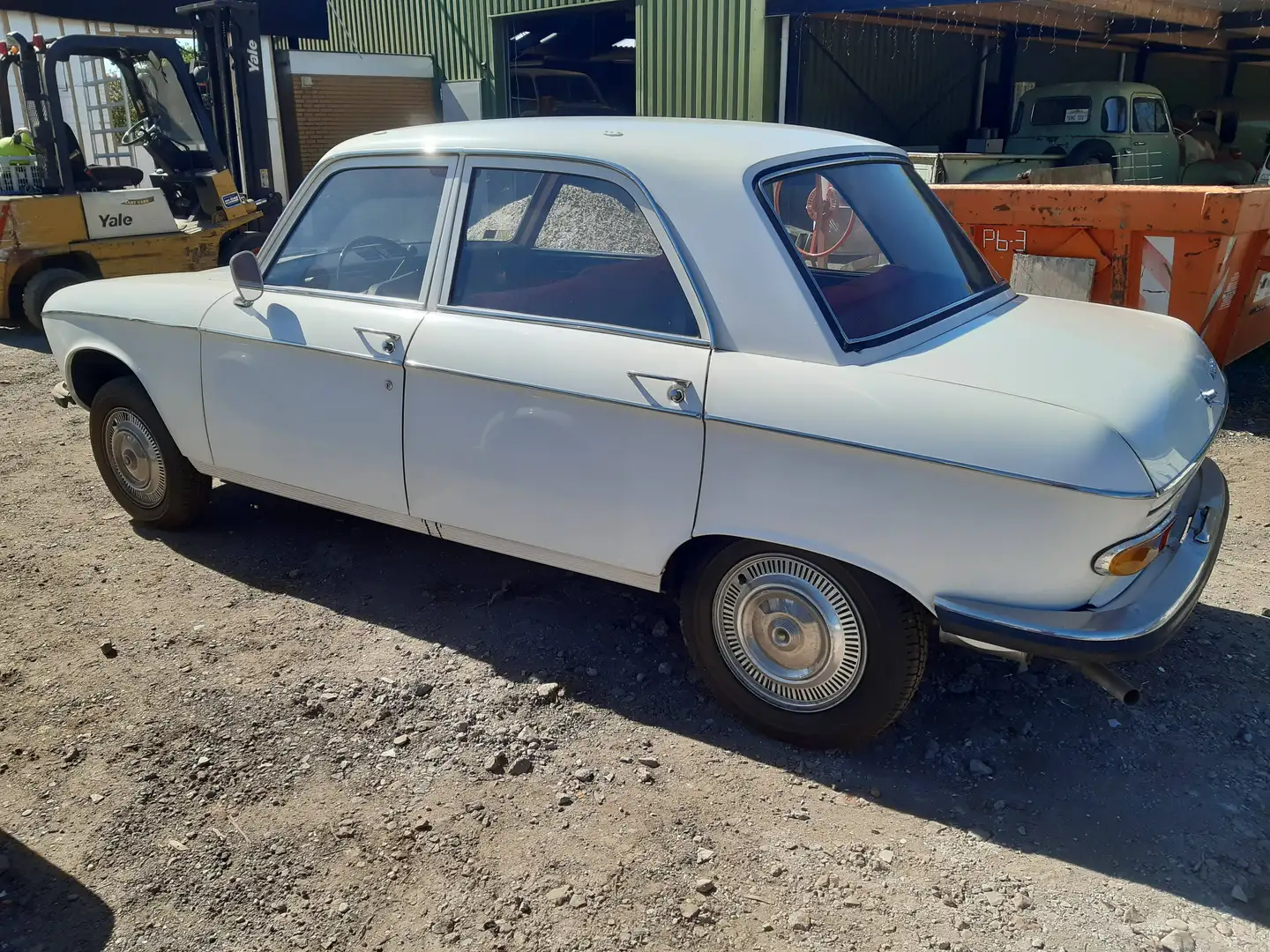 Peugeot 204 204 Sedan Weiß - 2