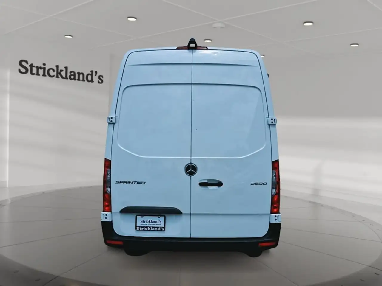 Mercedes-Benz Sprinter снимка Mercedes-Benz Sprinter