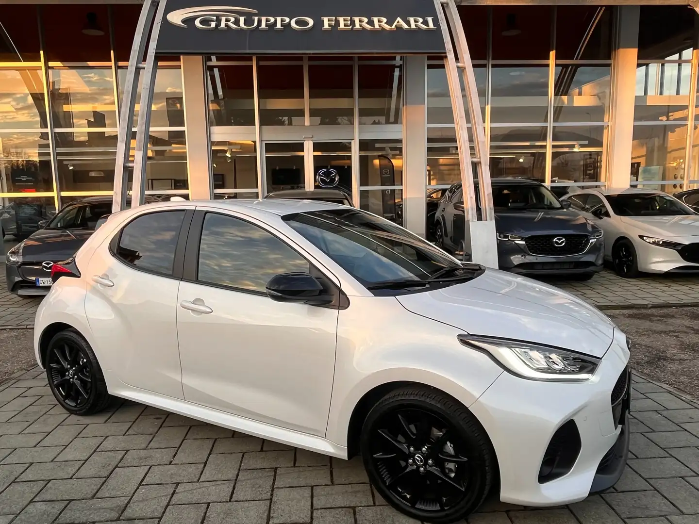 Mazda 2 1.5 m-hybrid Homura Grigio - 2