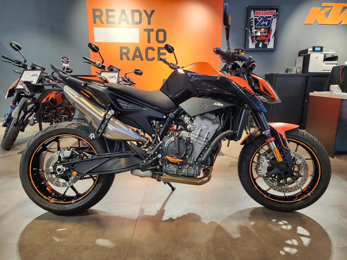 KTM 890 Duke Narancs - 1