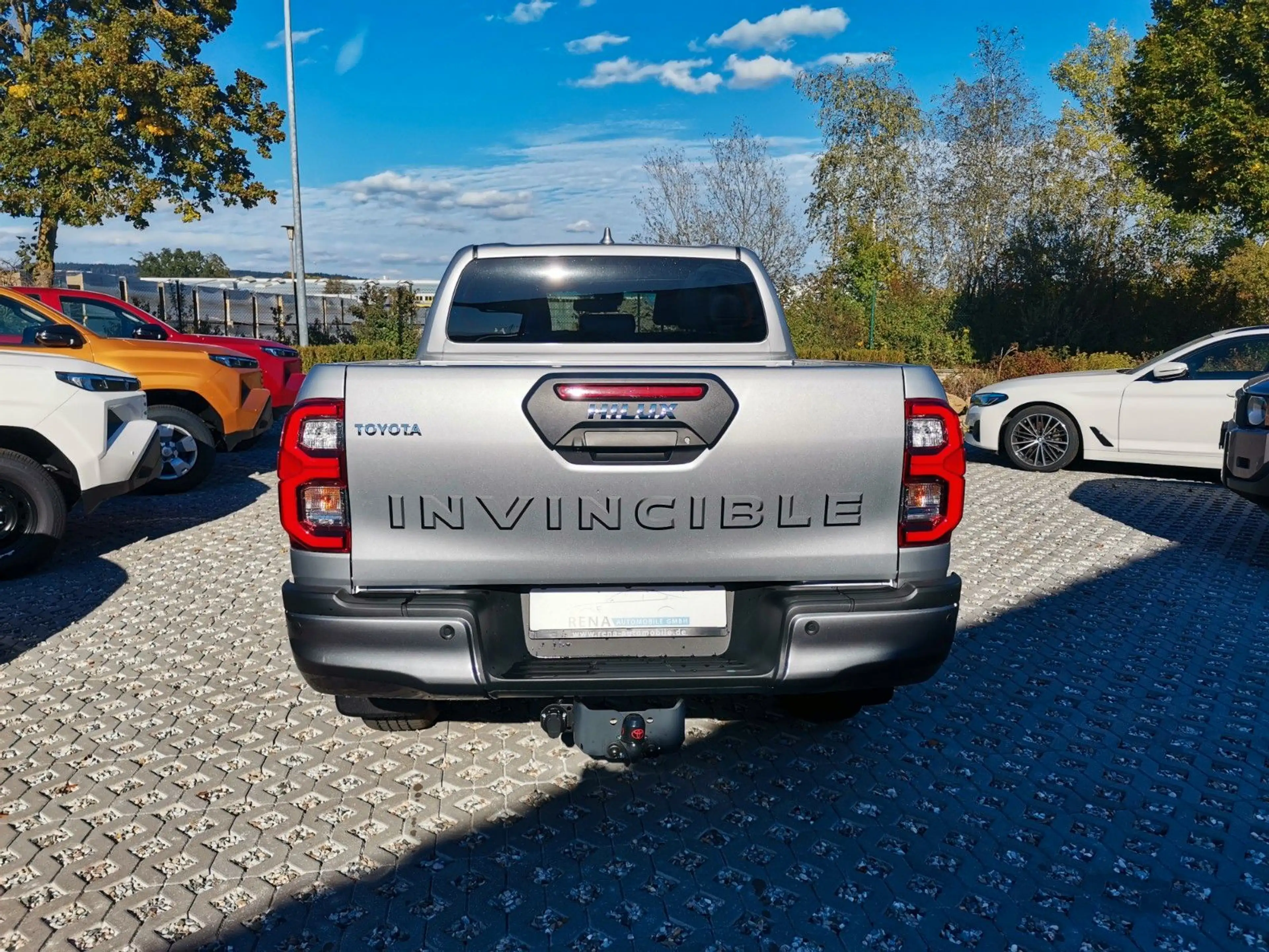 Toyota Hilux Invincible 2.8 Mild-Hybrid*360°*JBL*AHK* — photo 4