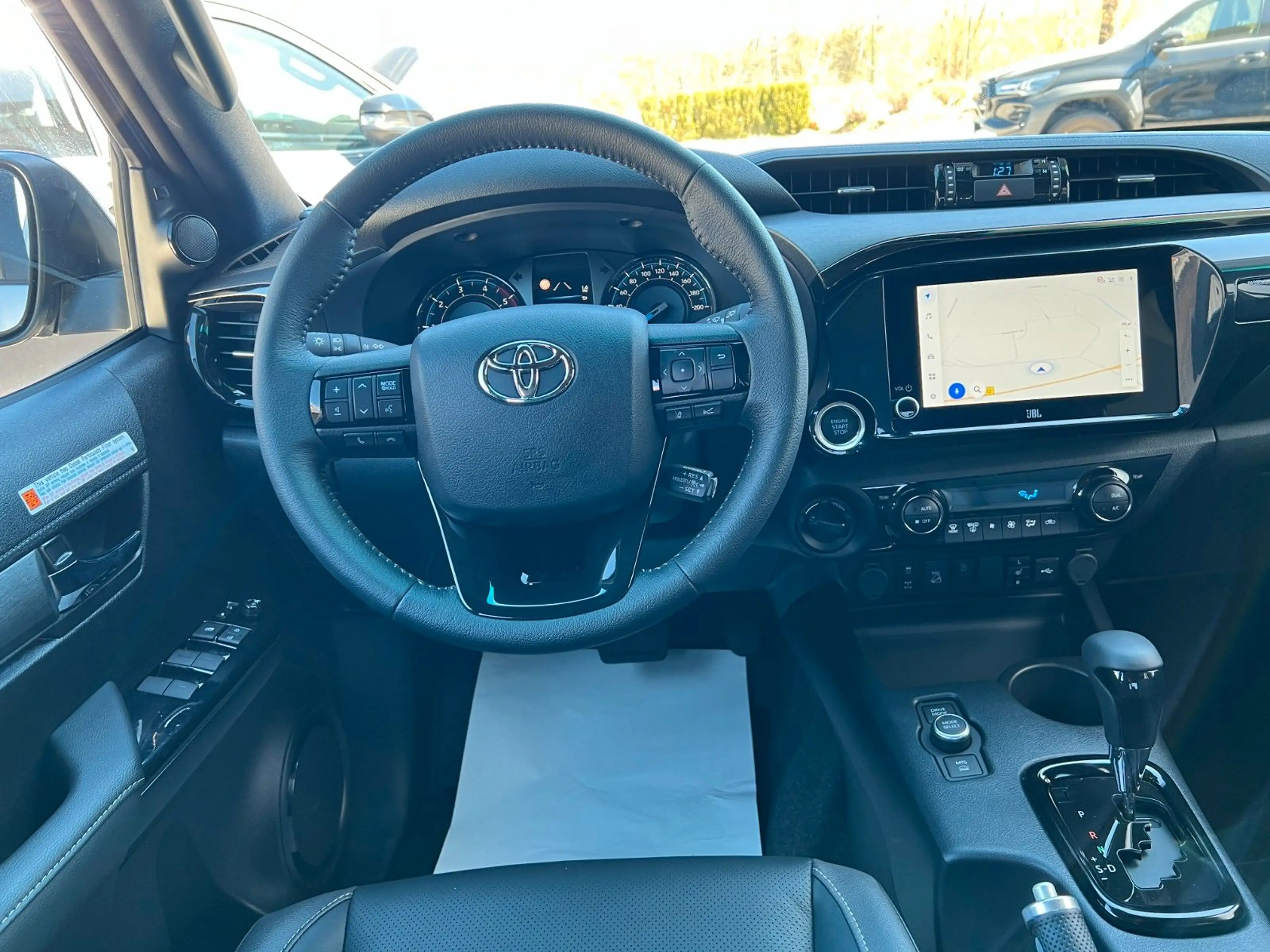 Toyota Hilux Invincible 2.8 Mild-Hybrid*360°*JBL*AHK* — photo 26