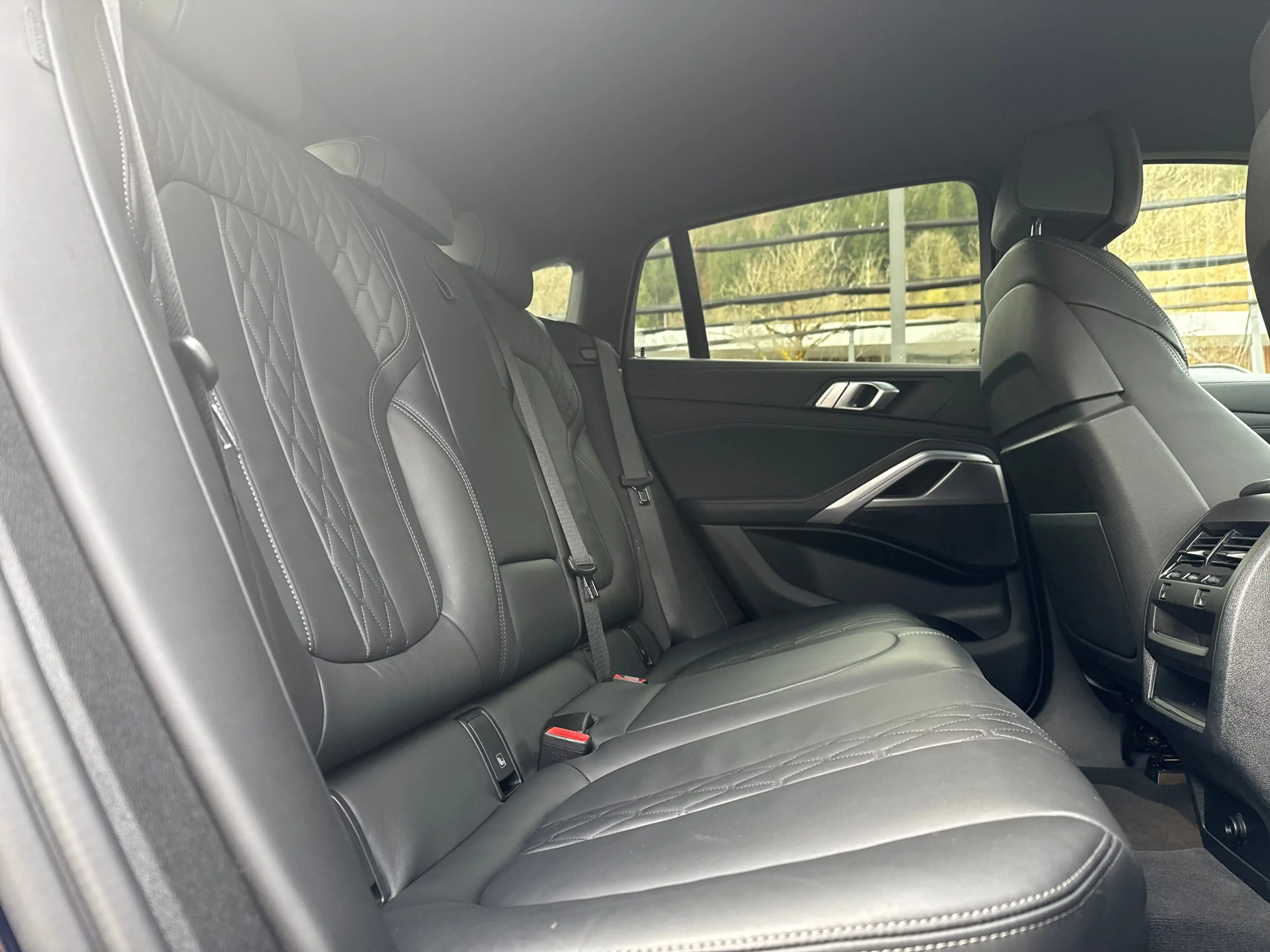 BMW X6 xDrive30d M Sportpaket Head-Up HiFi DAB LED — photo 8