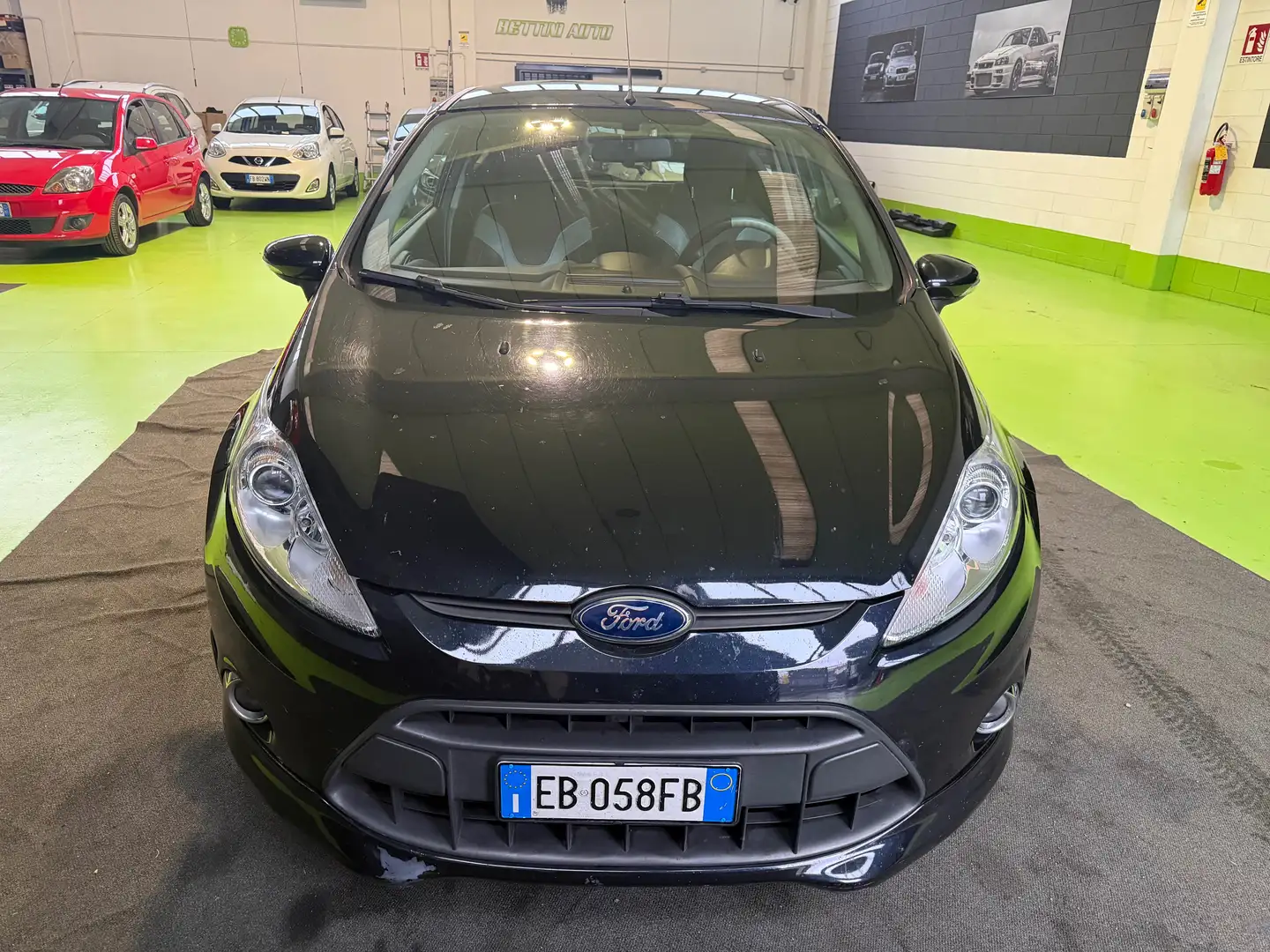 Ford Fiesta 3p 1.6 tdci Individual 95cv ST-LINE -PELLE TOTALE- Nero - 2
