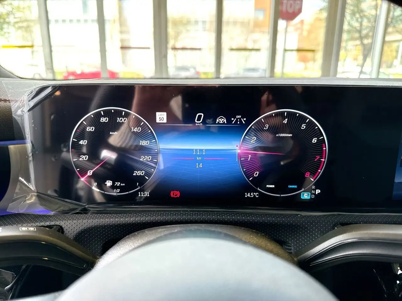 Mercedes-Benz CLA снимка Mercedes-Benz CLA