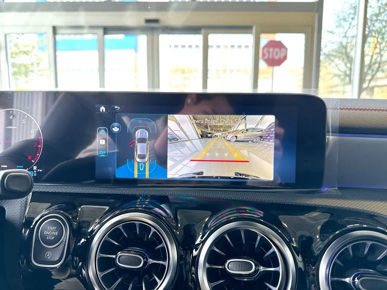 Mercedes-Benz CLA снимка Mercedes-Benz CLA