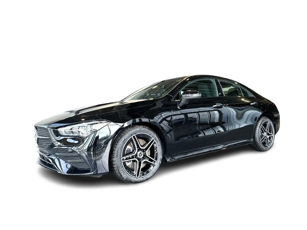 Mercedes-Benz CLA снимка Mercedes-Benz CLA