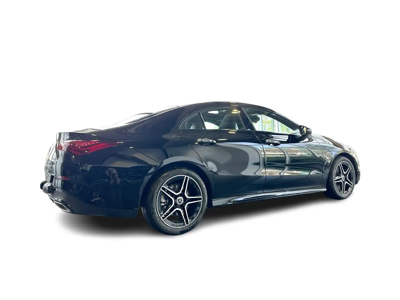 Mercedes-Benz CLA снимка Mercedes-Benz CLA