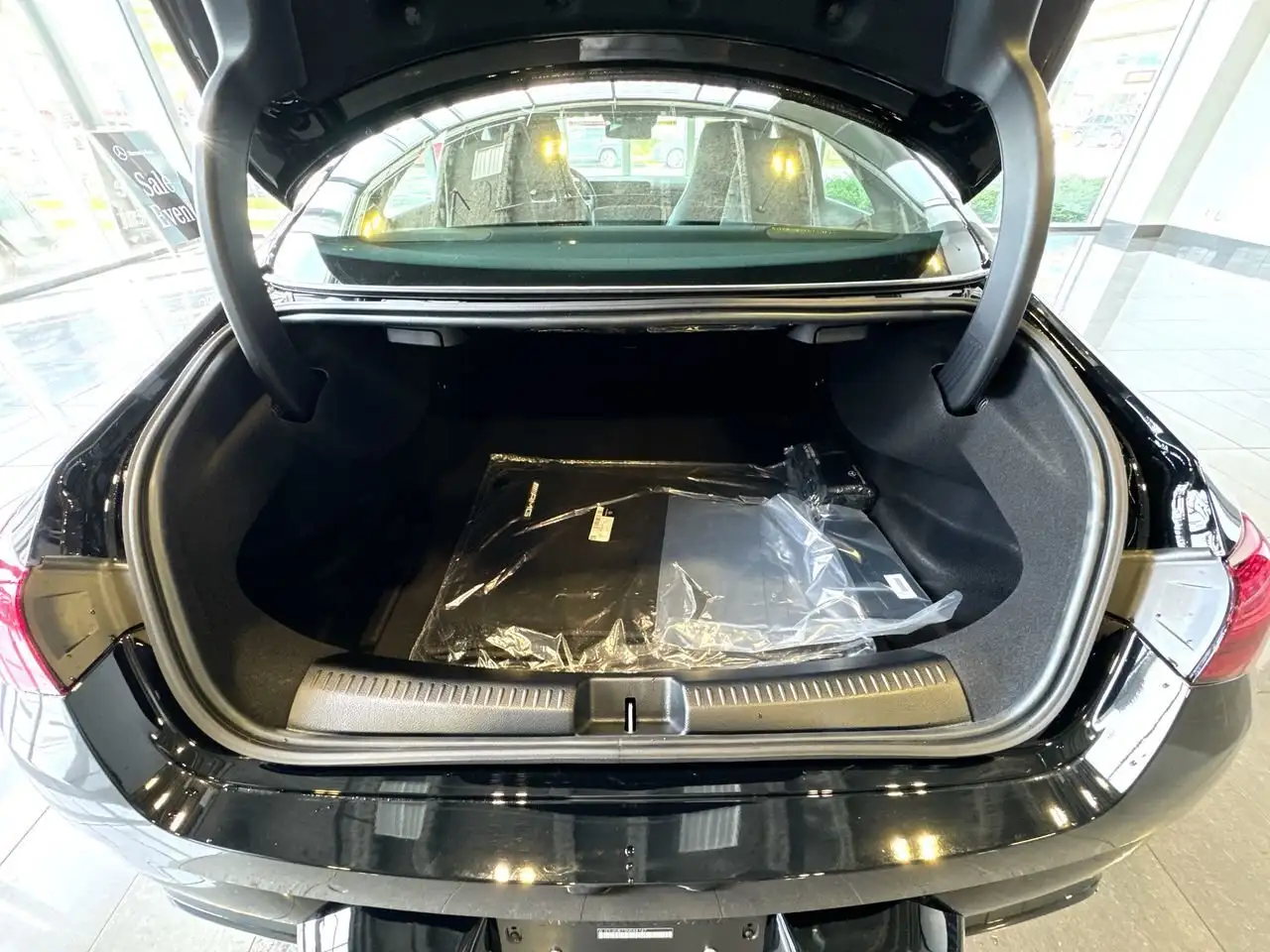 Mercedes-Benz CLA снимка Mercedes-Benz CLA