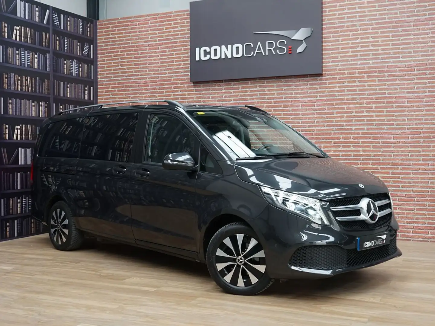 Mercedes-Benz V 220 d Avantgarde Largo - 2