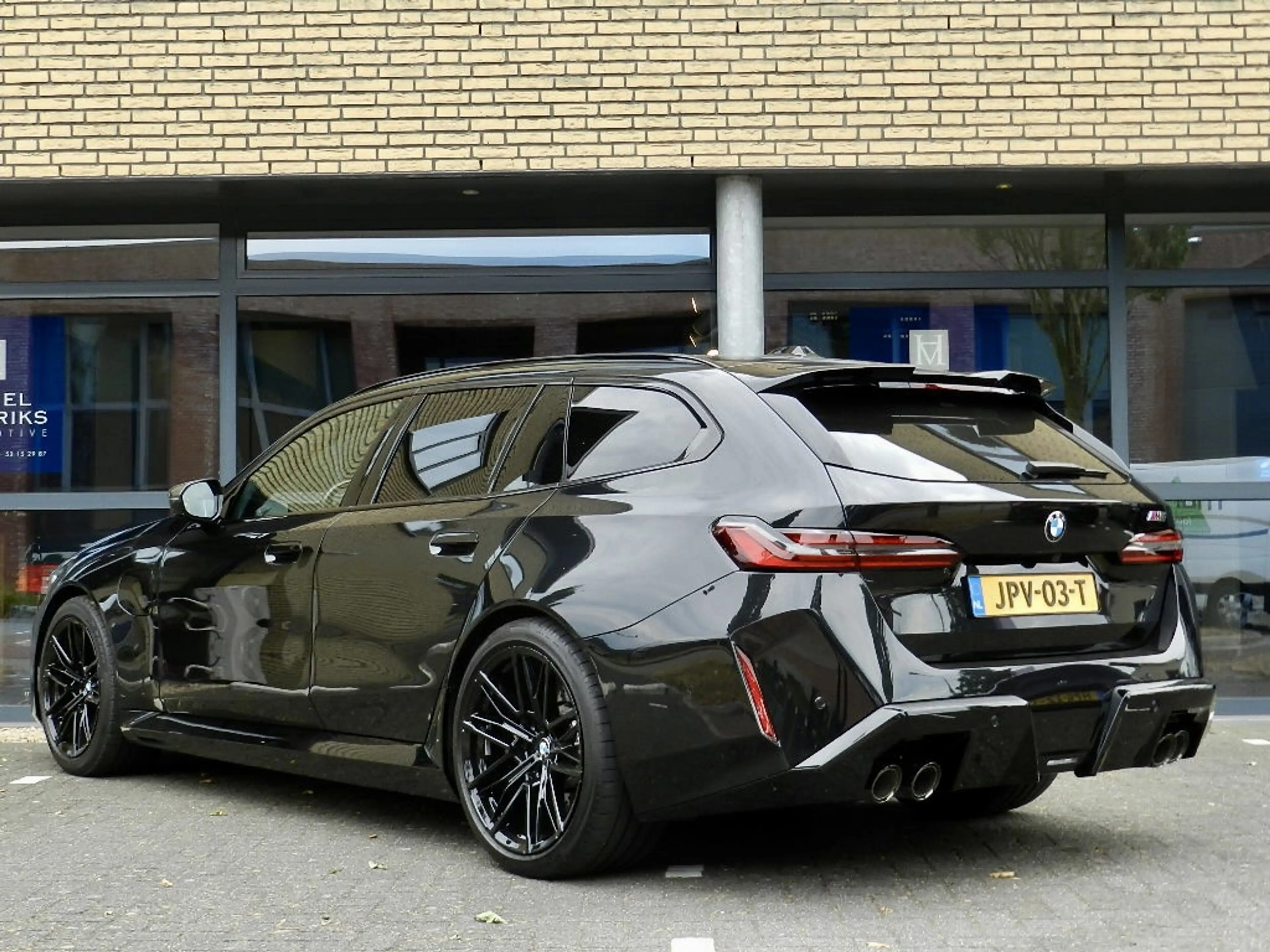 BMW M5 5-serie Touring - 727 PK — photo 3