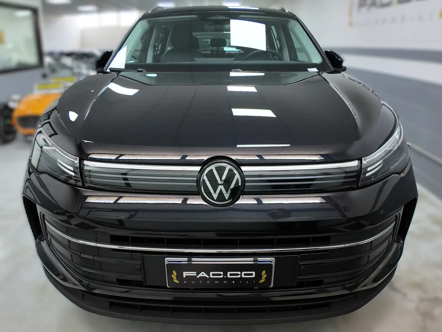 Volkswagen Tiguan Tiguan 2.0 tdi Life 150cv dsg Schwarz - 2